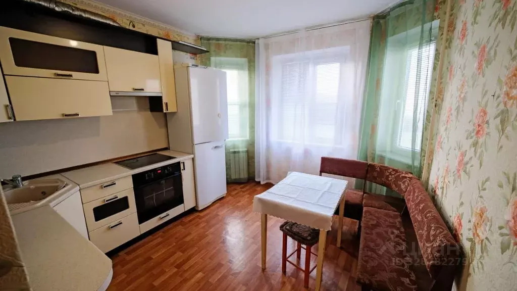 2-к кв. Курская область, Курск просп. Вячеслава Клыкова, 5 (60.0 м) - Фото 2