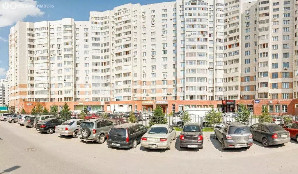 3-комнатная квартира: Новосибирск, улица Семьи Шамшиных, 12 (84 м) - Фото 1