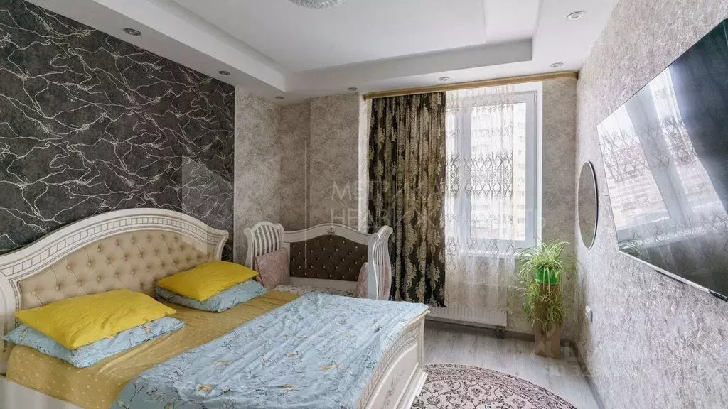 2-к кв. Тюменская область, Тюмень Заречный проезд, 39Ак2 (65.8 м) - Фото 1