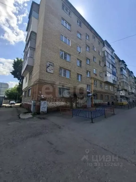 3-к кв. Тульская область, Киреевск ул. Чехова, 4 (51.0 м) - Фото 1