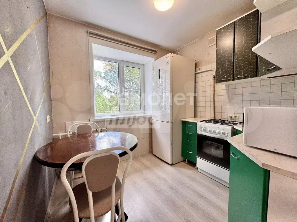 2-к. квартира, 47,3 м, 4/4 эт. - Фото 0