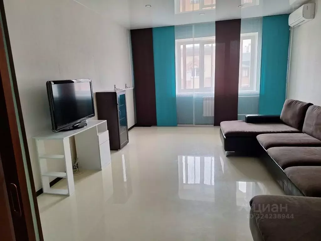 2-к кв. Красноярский край, Красноярск ул. Белопольского, 2А (72.0 м) - Фото 1