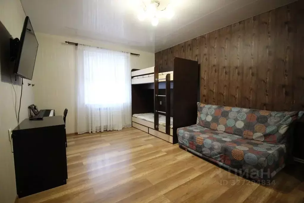 Дом в Краснодарский край, Ейск Морская ул., 152 (68 м) - Фото 1