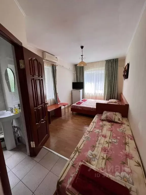 Комната Краснодарский край, Геленджик ул. Циолковского, 42 (18.0 м) - Фото 0