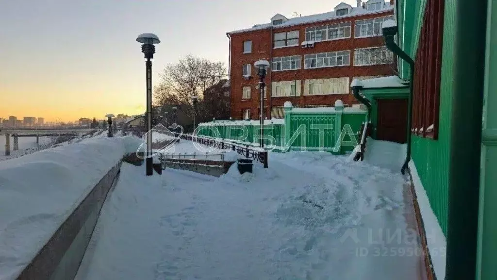 Помещение свободного назначения в Тюменская область, Тюмень ул. ... - Фото 2
