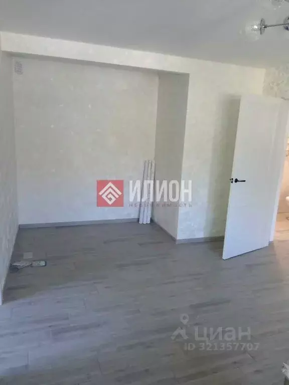 2-к кв. Крым, Бахчисарайский район, Куйбышево пгт ул. Титова, 3 (52.7 ... - Фото 2