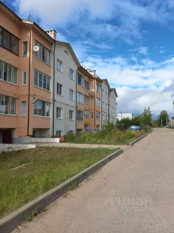 2-к кв. Тверская область, Торжок ул. Металлистов, 1Д (60.0 м) - Фото 0