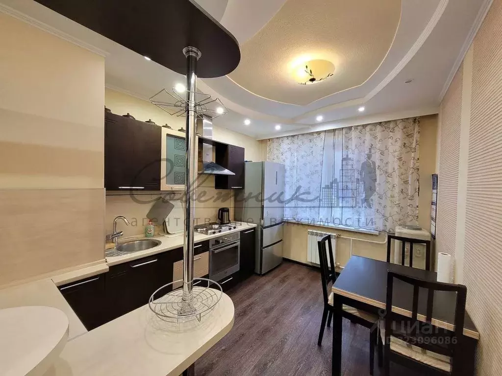 3-к кв. Белгородская область, Старый Оскол Олимпийский мкр, 59 (62.0 ... - Фото 0