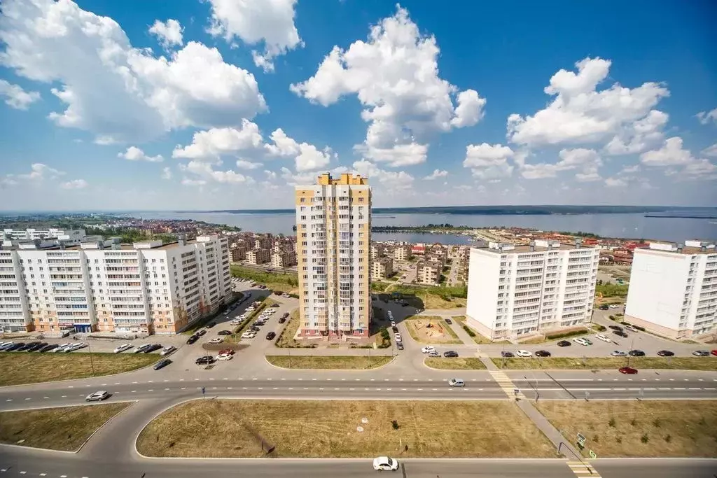 1-к кв. Татарстан, Набережные Челны 36-й комплекс, 4/3 (40.0 м) - Фото 1