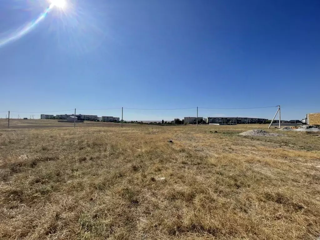 Участок в Крым, Евпатория городской округ, Новоозерное пгт  (5.2 сот.) - Фото 1