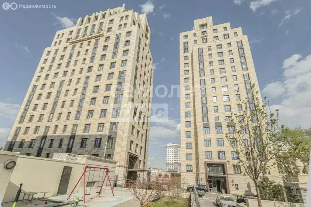 3-комнатная квартира: Москва, улица Орджоникидзе, 1 (129.8 м) - Фото 1