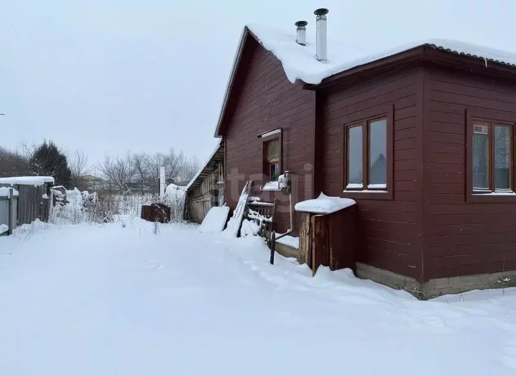 Дом в Тульская область, Алексин городской округ, с. Абрютино  (29 м) - Фото 1
