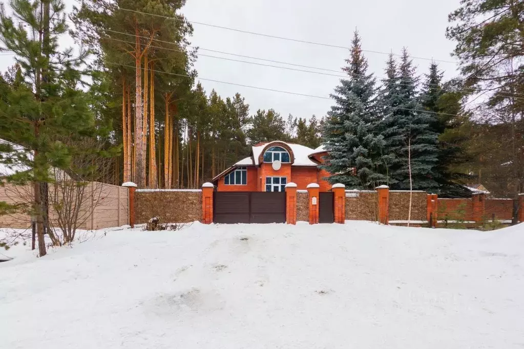 Дом в Свердловская область, Сысертский городской округ, пос. Верхняя ... - Фото 1