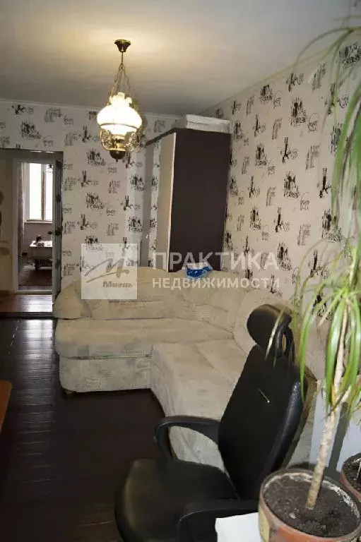 Продается 3-комнатная квартира - Фото 2