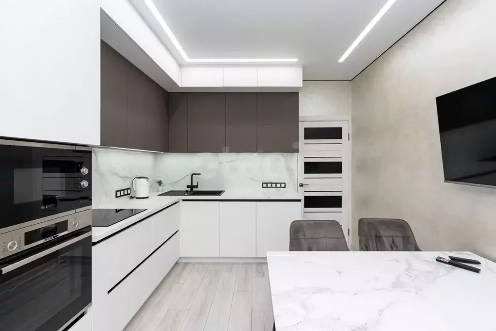 1-к кв. Тюменская область, Тюмень ул. Московский Тракт, 145к3 (46.0 м) - Фото 2