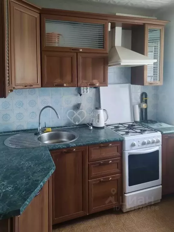 2-к кв. Волгоградская область, Волгоград ул. Огарева, 18 (43.4 м) - Фото 1