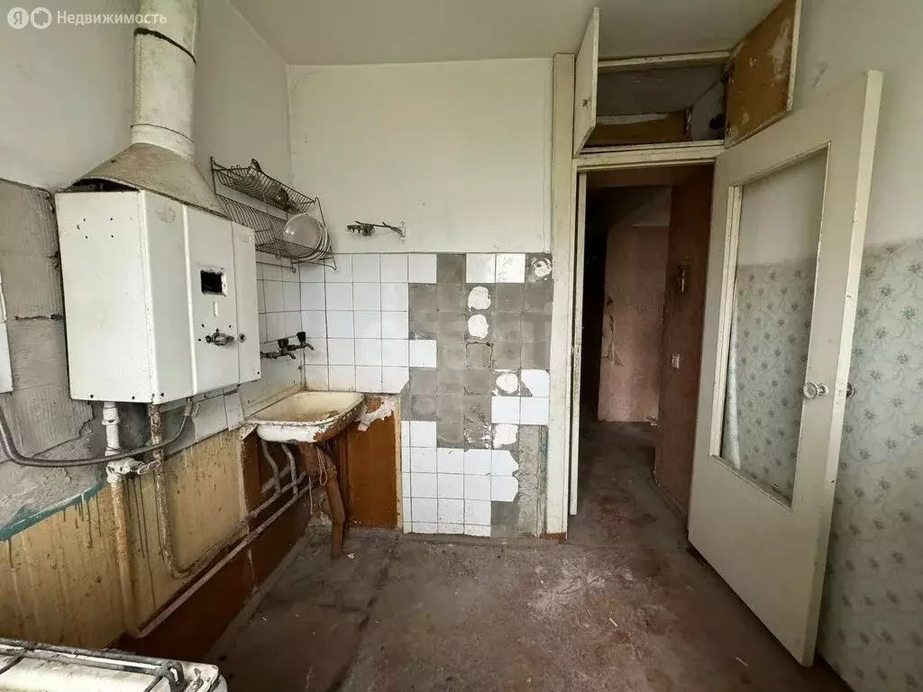 4-комнатная квартира: Навашино, улица Силикатный Посёлок, 19 (58.7 м) - Фото 1