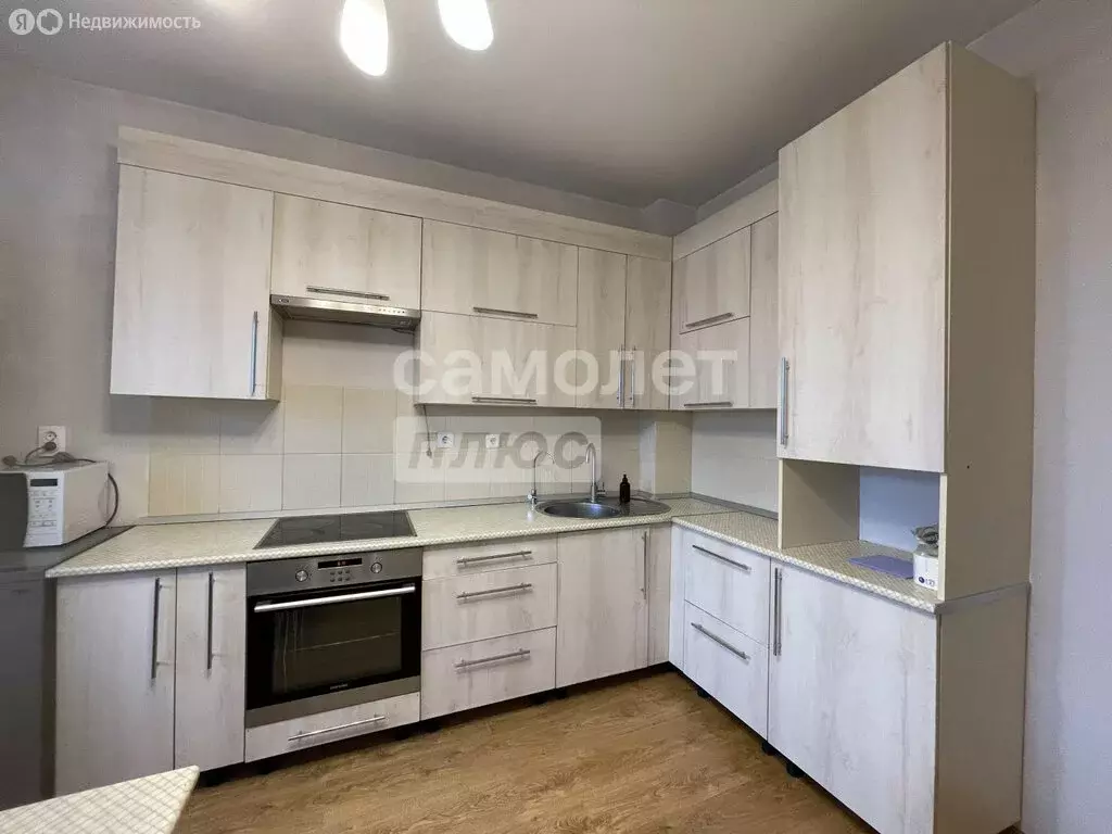 3-комнатная квартира: Волгоград, улица Дымченко, 18Б (102 м) - Фото 2