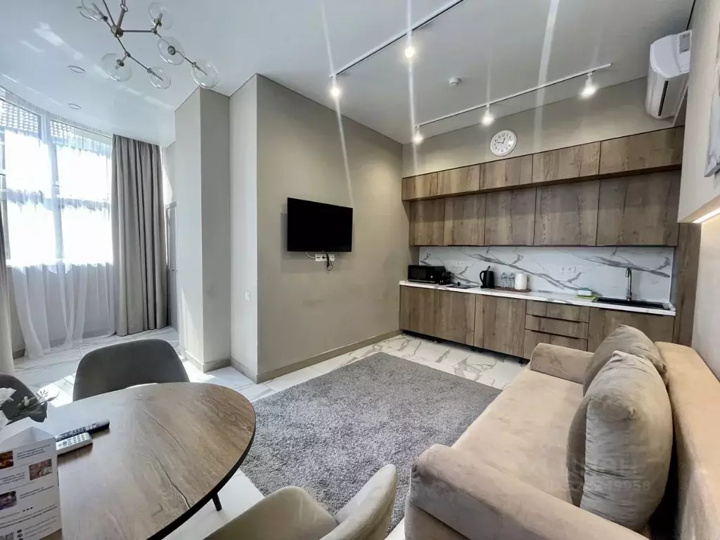 1-к кв. Краснодарский край, Сочи Светлана мкр, ул. Учительская, 5 ... - Фото 1