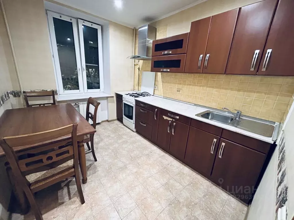 3-к кв. Москва Комсомольский просп., 44 (70.0 м) - Фото 1