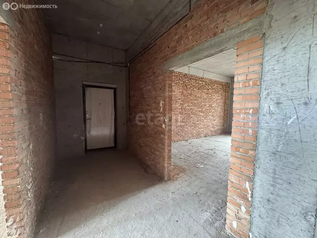 3-комнатная квартира: Карабулак, улица Сеид-Хамзата Бидери (83 м) - Фото 2