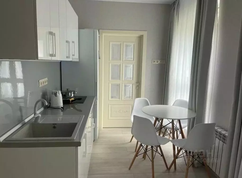 2-к кв. Краснодарский край, Сочи Туапсинская ул., 10 (65.5 м) - Фото 2