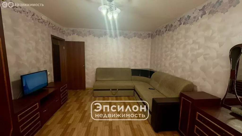 1-комнатная квартира: Курск, улица Бойцов 9-й Дивизии, 185Ж (40 м) - Фото 2