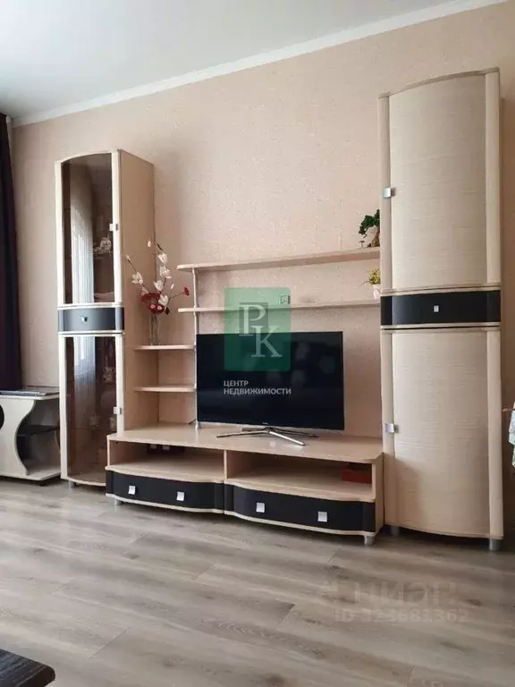 2-к кв. Севастополь просп. Античный, 8В (66.4 м) - Фото 2