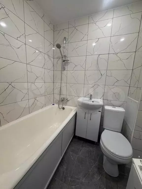 1-к. квартира, 30 м, 7/9 эт. - Фото 0