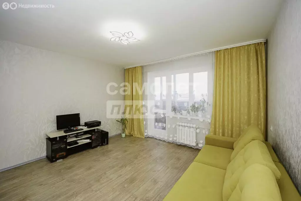 3-комнатная квартира: Омск, улица Крупской, 21 (72.5 м) - Фото 2