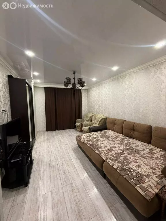 2-комнатная квартира: Владикавказ, улица Цоколаева, 40 (62 м) - Фото 1