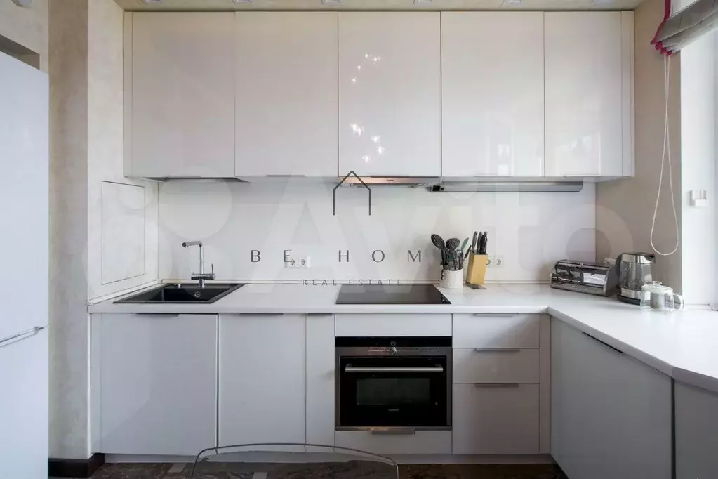 2-к. квартира, 61 м, 22/24 эт. - Фото 0