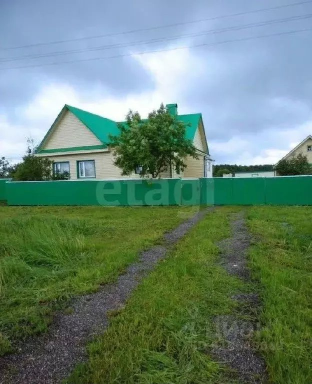 Дом в Башкортостан, Аургазинский район, Тукаевский сельсовет, с. ... - Фото 0