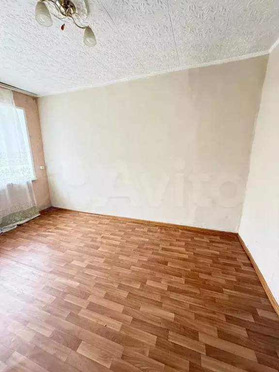 Комната 14 м в 5-к., 3/5 эт. - Фото 1