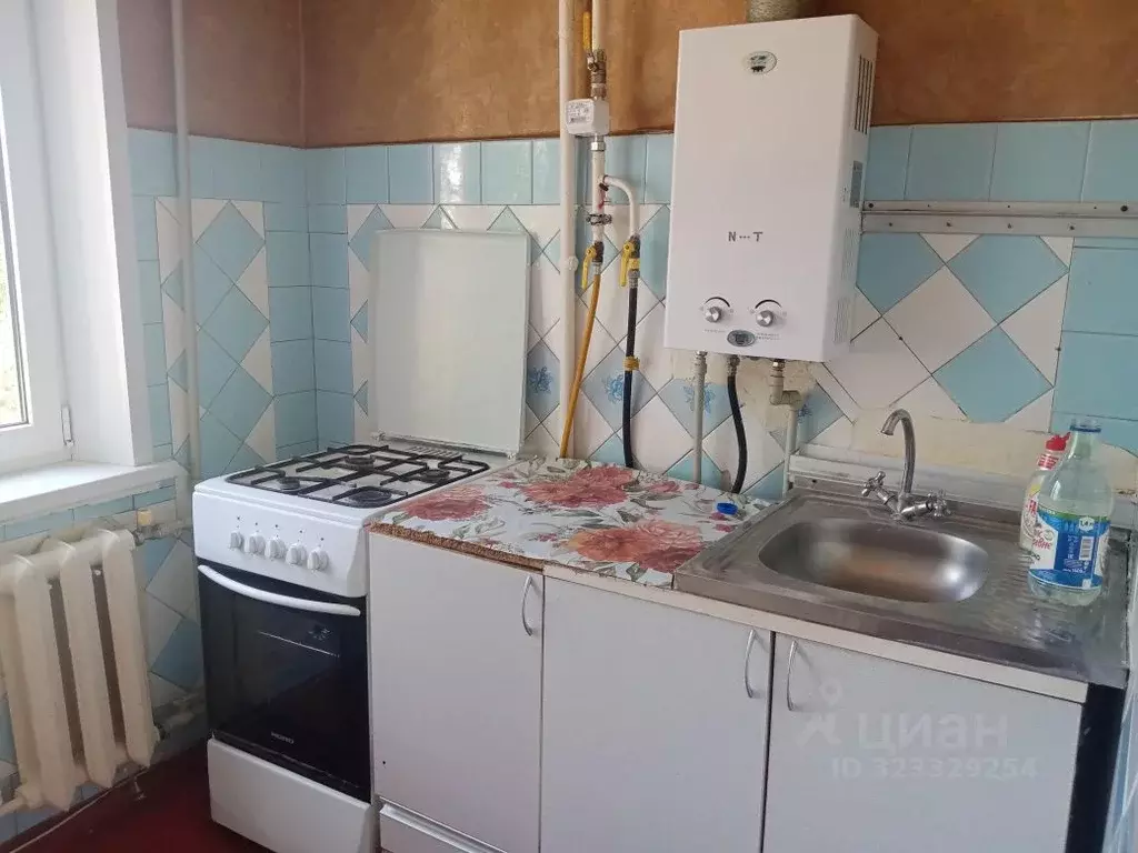 2-к кв. Курская область, Курск ул. 50 лет Октября, 153 (44.6 м) - Фото 1