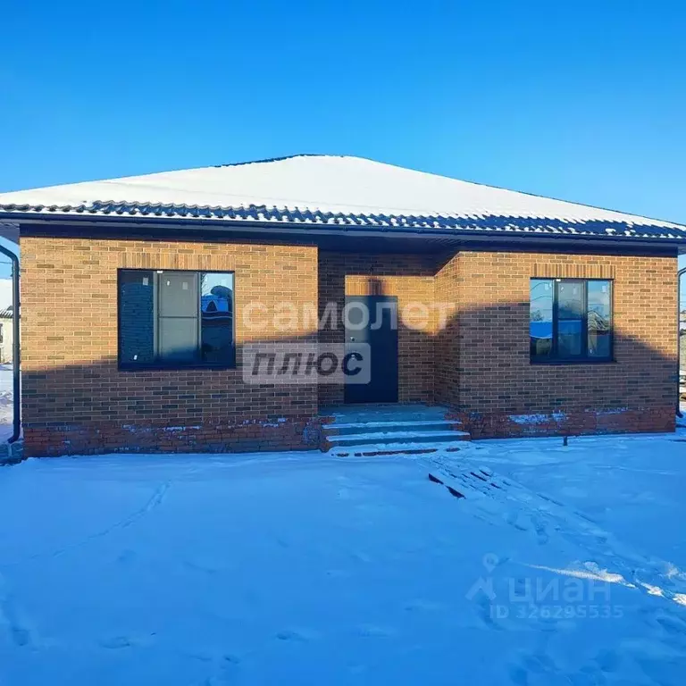 Дом в Курская область, Курский район, Нижнемедведицкий сельсовет, пос. ... - Фото 1