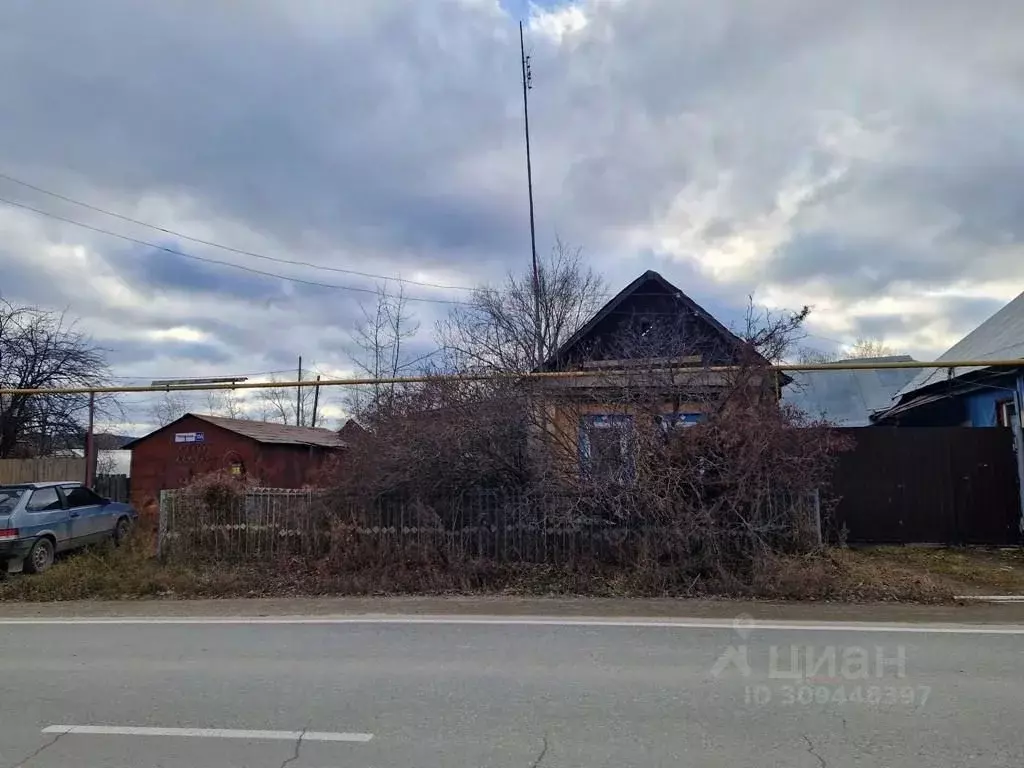 Дом в Свердловская область, Сысертский городской округ, пос. ... - Фото 1