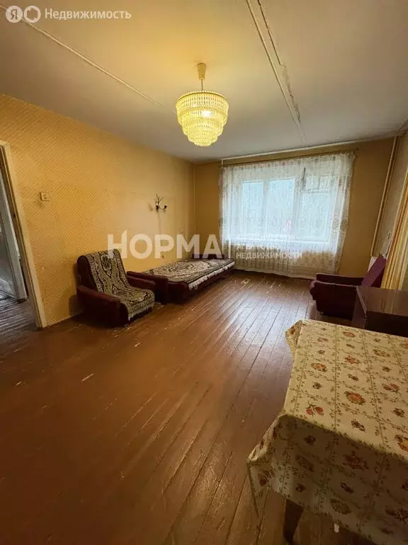 3-комнатная квартира: Октябрьский, улица Герцена, 32 (59.3 м) - Фото 1