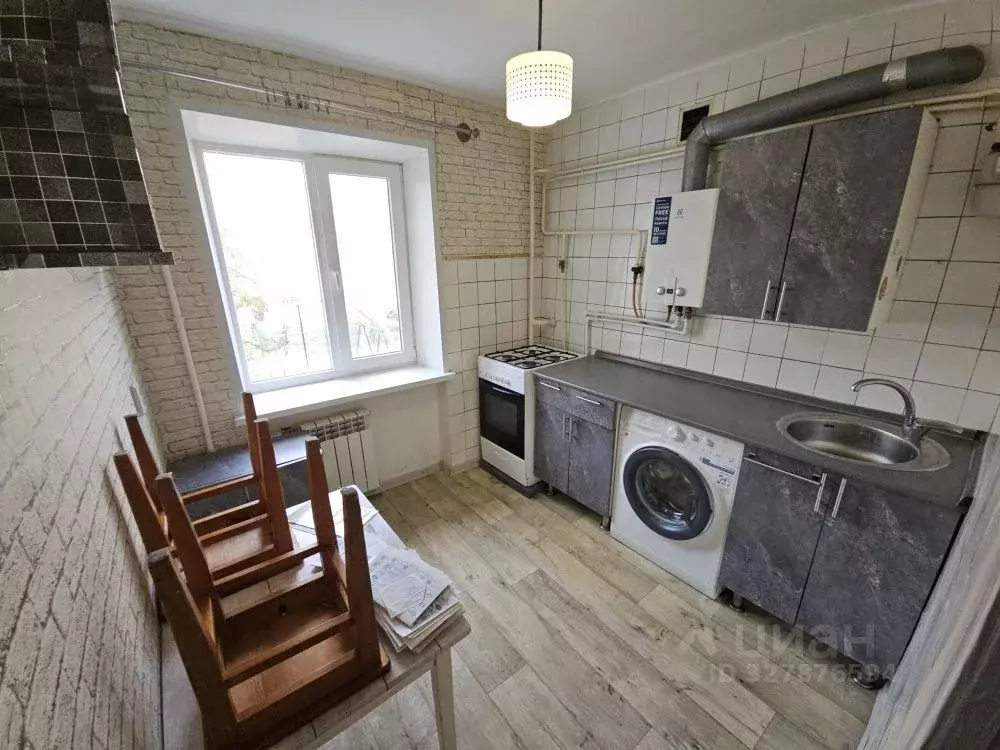 2-к кв. Крым, Симферополь ул. Гагарина, 34 (44.0 м) - Фото 1