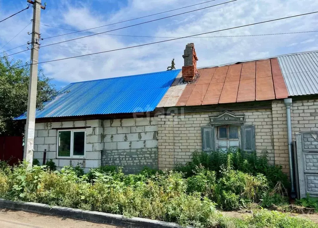 Дом в Саратовская область, Саратов Миллеровская ул., 93 (45 м) - Фото 1