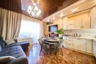4-к кв. Хабаровский край, Хабаровск ул. Карла Маркса, 99А (82.7 м) - Фото 0