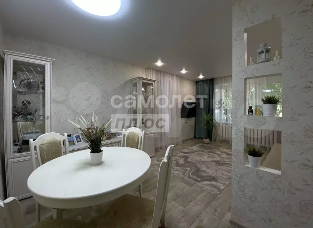 3-к. квартира, 60м, 1/9эт. - Фото 0