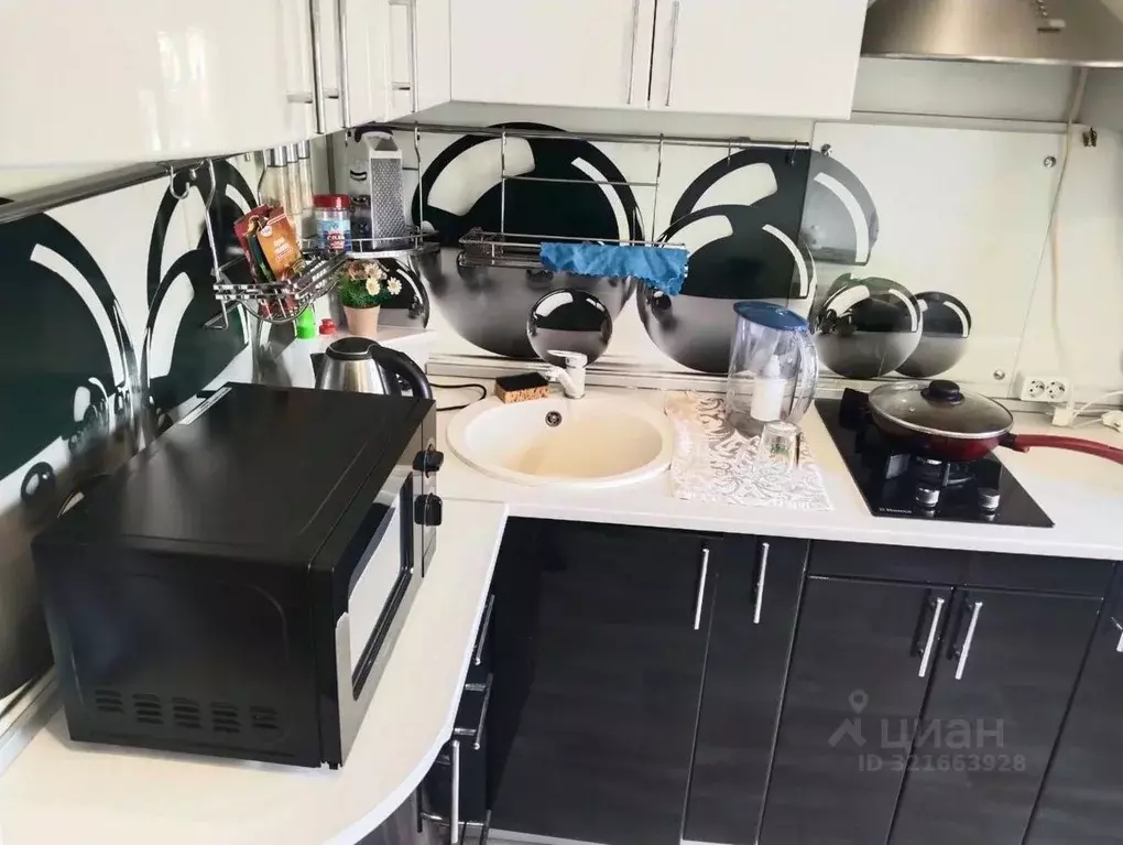 1-к кв. Мурманская область, Мурманск ул. Ломоносова, 8 (30.2 м) - Фото 1