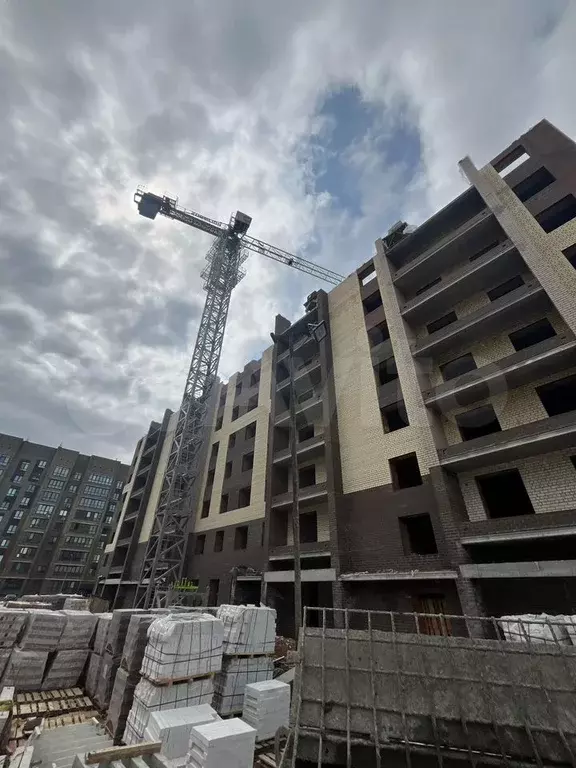 2-к. квартира, 70 м, 7/14 эт. - Фото 0