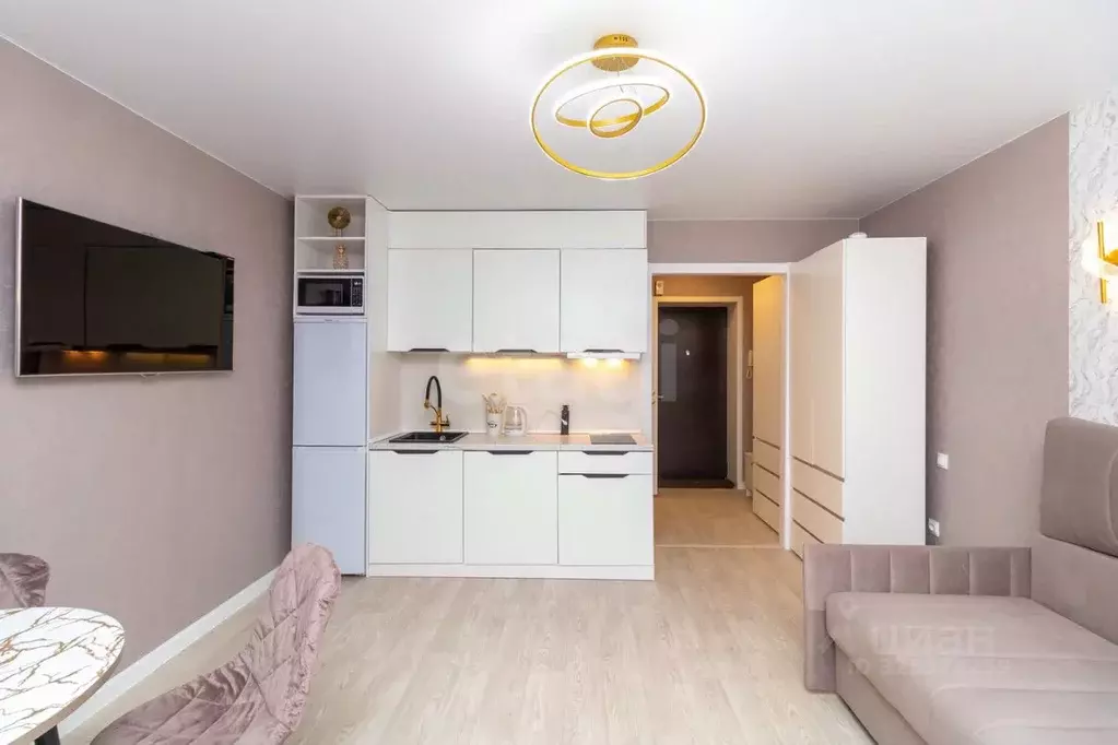 Студия Тюменская область, Тюмень Мелиораторов мкр, ул. Голышева, 2к3 ... - Фото 1