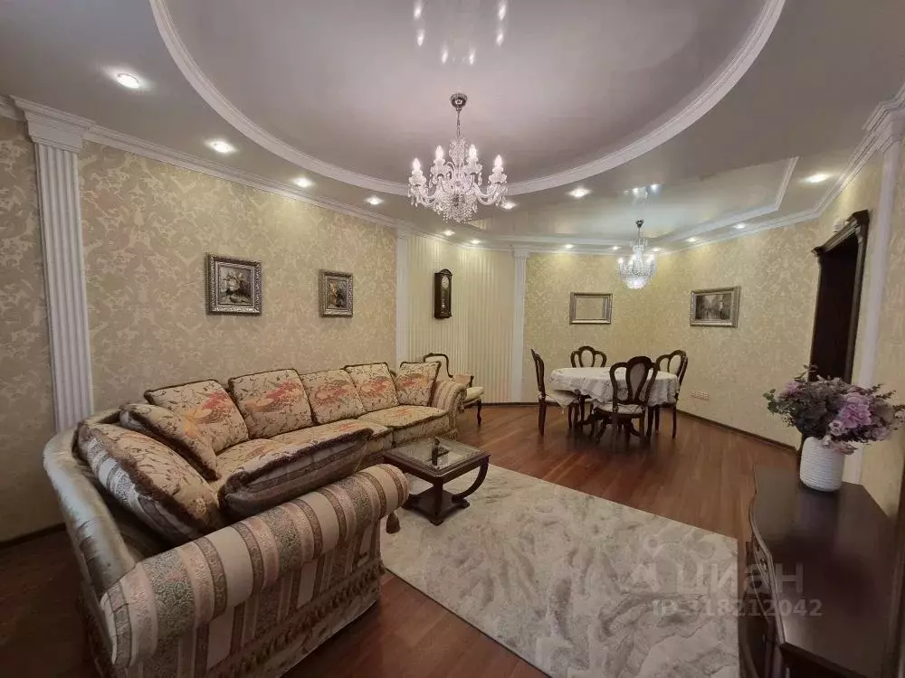 2-к кв. Воронежская область, Воронеж Республиканская ул., 74а (75.0 м) - Фото 1