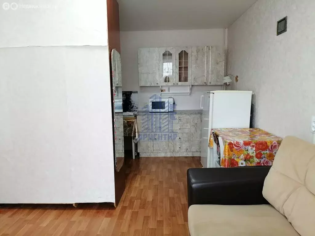 1к в 2-комнатной квартире (17 м) - Фото 1