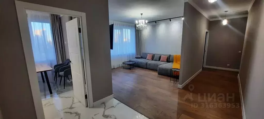 3-к кв. Санкт-Петербург Дунайский просп., 7к7 (91.0 м) - Фото 1