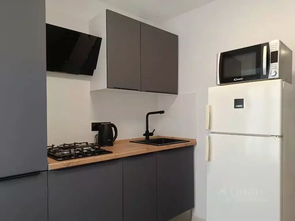 Комната Саратовская область, Саратов Белоглинская ул., 8а (14.0 м) - Фото 1