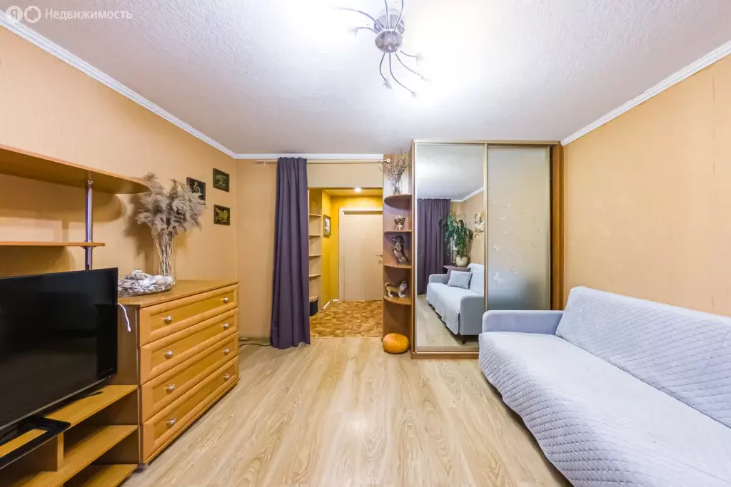 2-комнатная квартира: Екатеринбург, улица Металлургов, 36 (44 м) - Фото 1